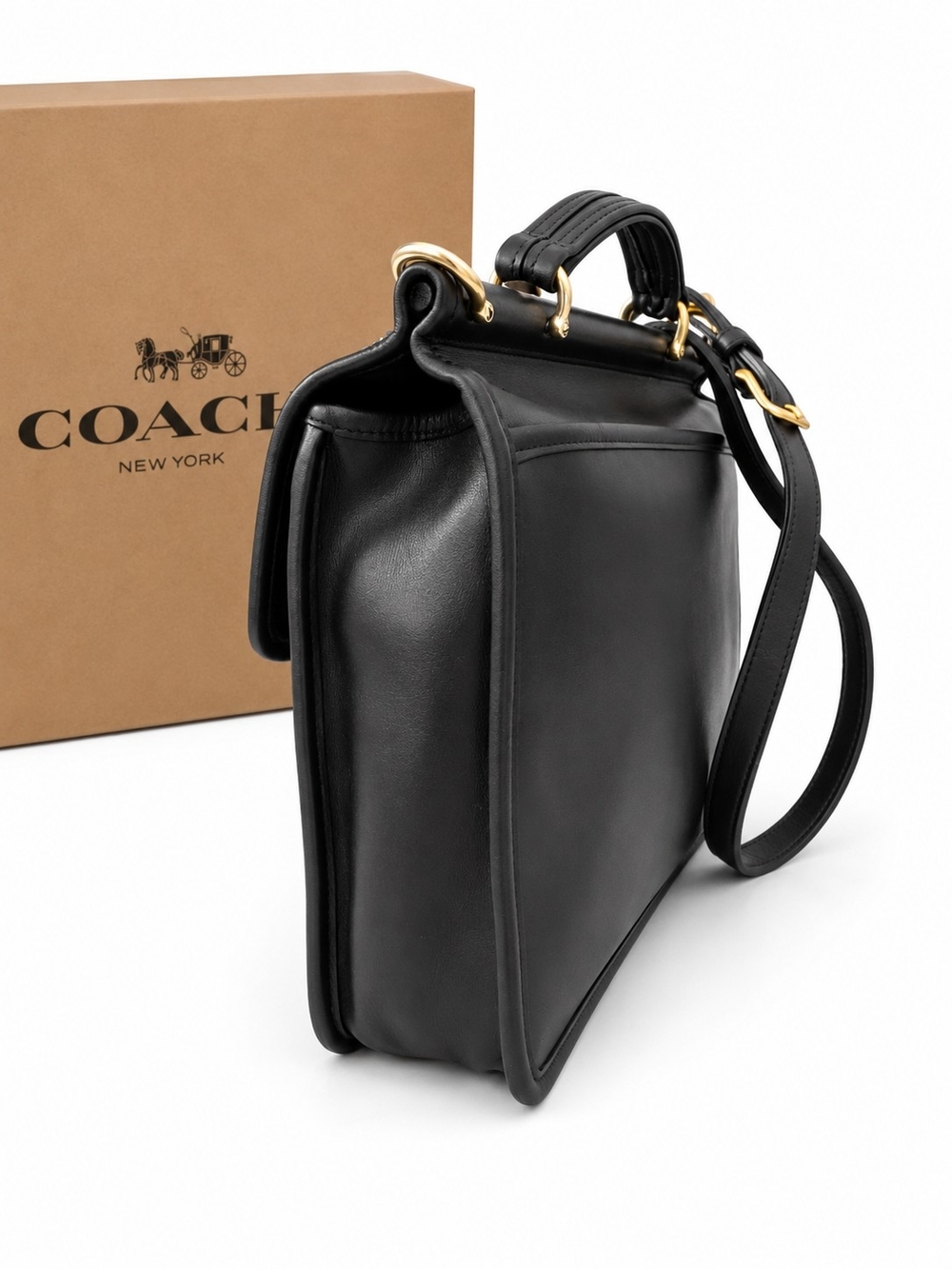 *****SOLD***** Coach Black Leather Turnlock Satchel - Picture 3 of 16